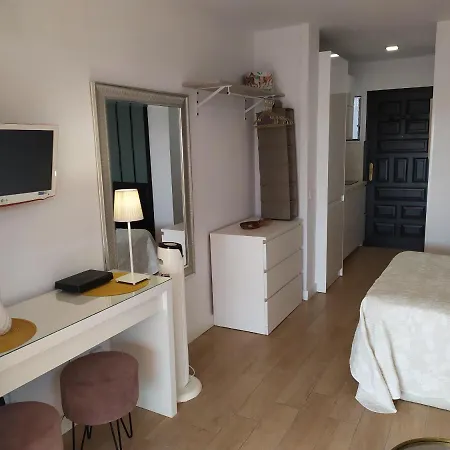 Atico Junto Al Mar Апартаменты *